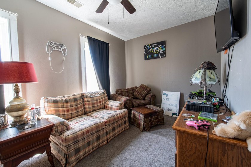Looking for a property with endless possibilities? This - photo 15