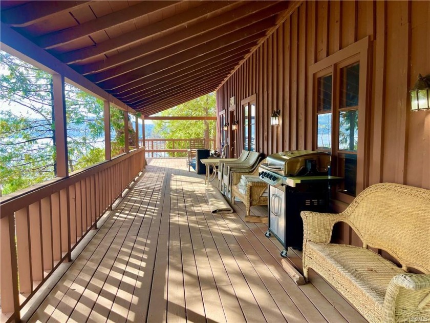 Secluded cabin overlooking Bass Lake on a half-acre lot. - photo 2