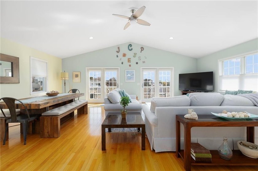 Every day will feel like a vacation in this thoughtfully - photo 10