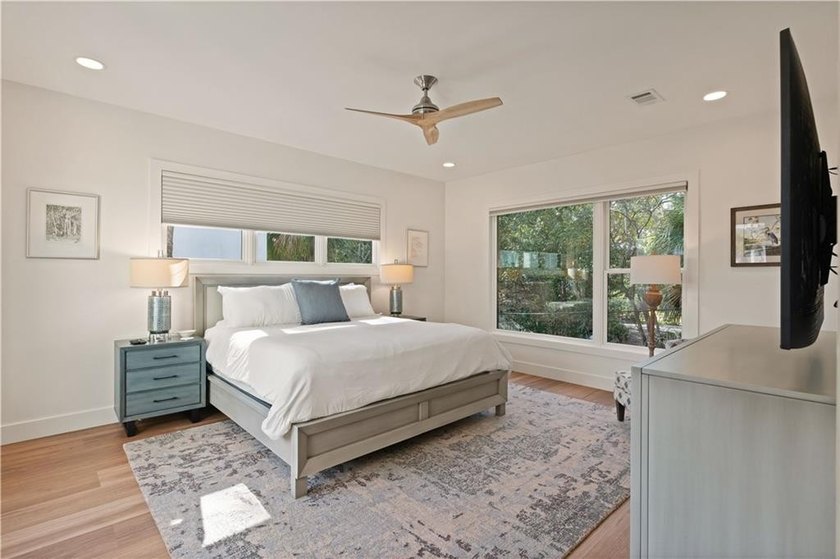 Located in the heart of St. Simons Island's coveted South end - photo 12