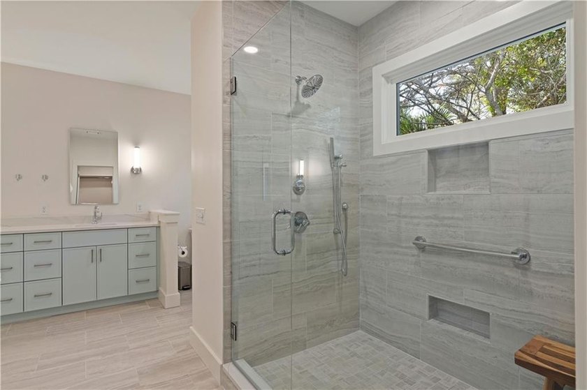 Located in the heart of St. Simons Island's coveted South end - photo 15
