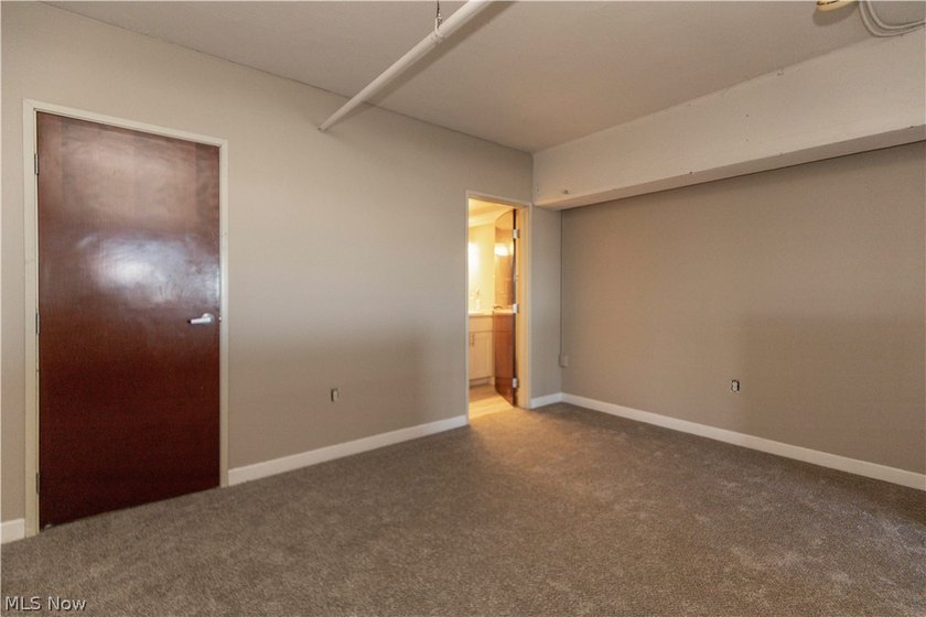 Spacious three-level, one-bedroom condo located in the desirable - photo 19
