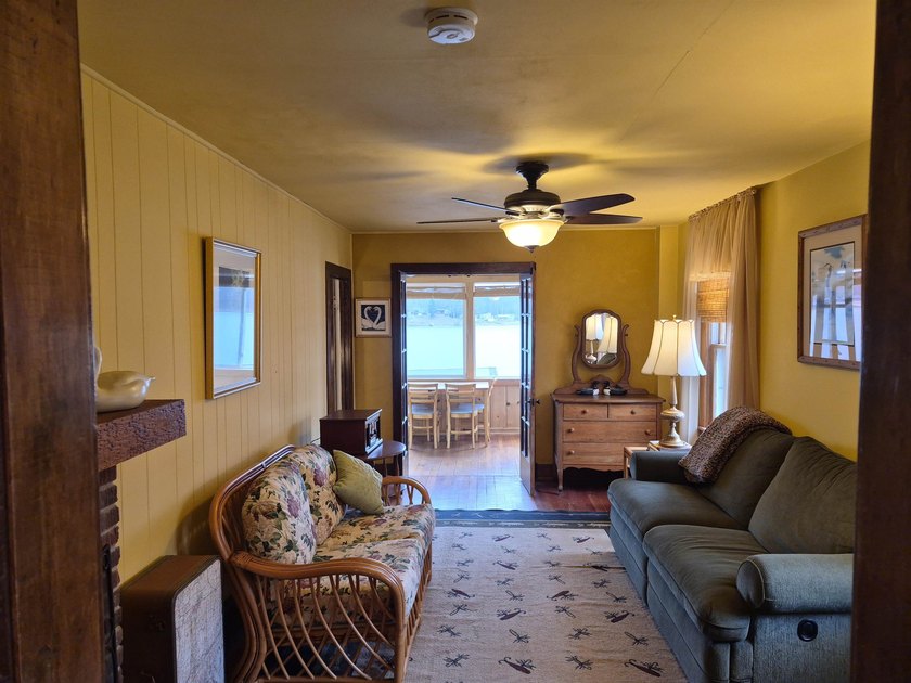 EXPERIENCE THE FEELING OF THE NORTHWOODS JUST OVER THE BORDER IN - photo 8