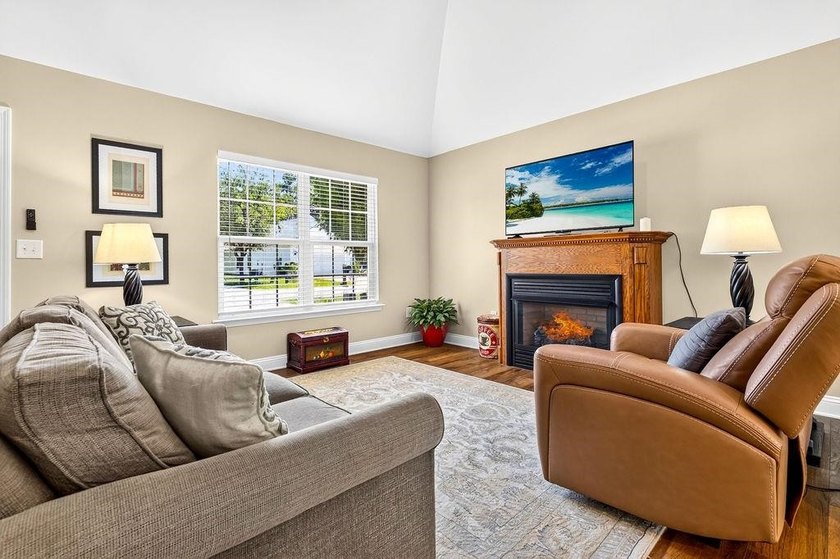 Welcome to 146 Robert Conway Court, a beautifully maintained - photo 4