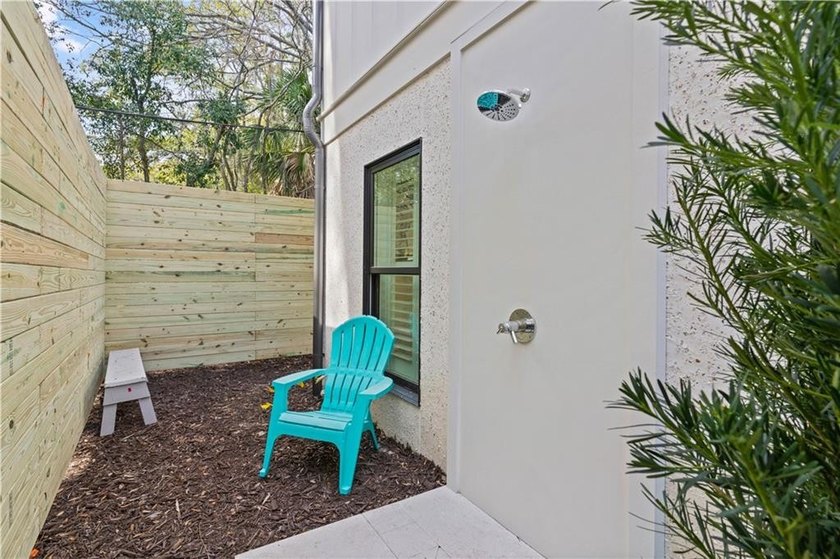 Located in the heart of St. Simons Island's coveted South end - photo 38
