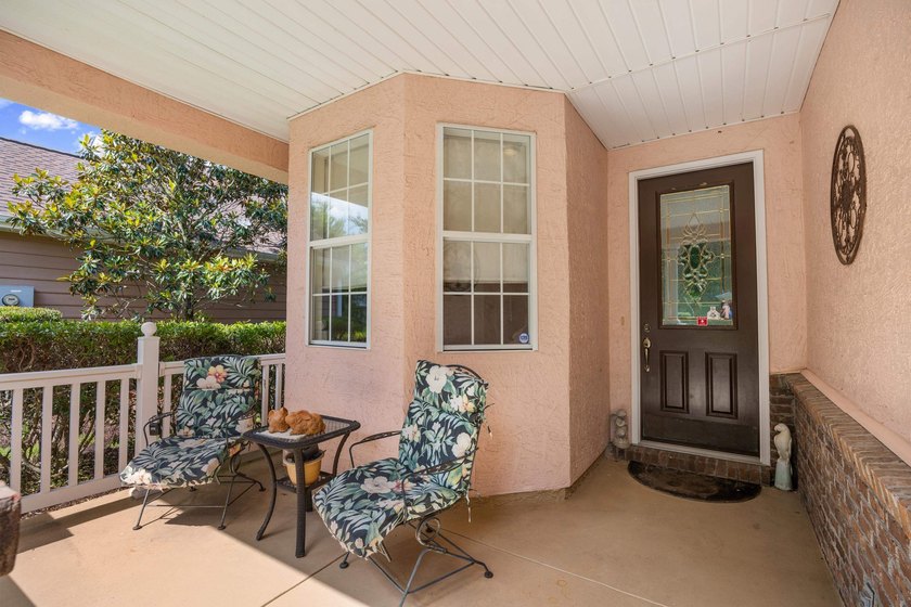 OPEN HOUSE SATURDAY 12 - 2 PM. Welcome to 845 Laquinta Loop, a - photo 4