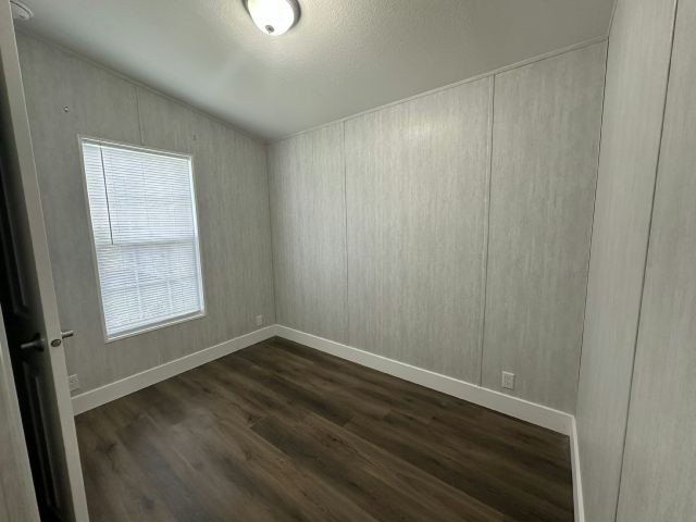 Own your own 2 bed/2 bath home! Make an appointment now to see - photo 9