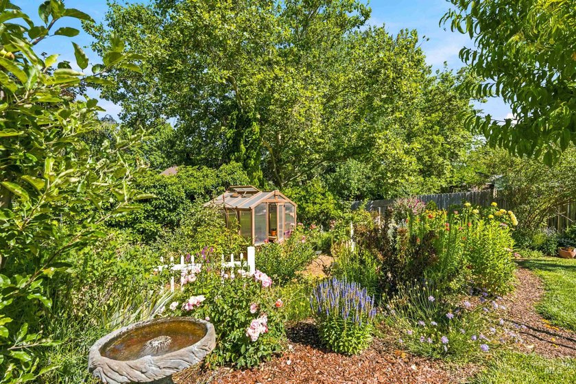 Inviting Lexington Hills home nestled on a quiet cul-de-sac - photo 41