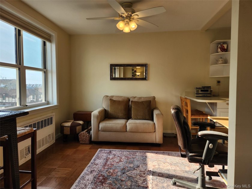 Spacious JR4 Apartment located in a OCEANFRONT BUILDING on The - photo 5