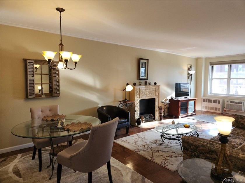 Spacious JR4 Apartment located in a OCEANFRONT BUILDING on The - photo 7