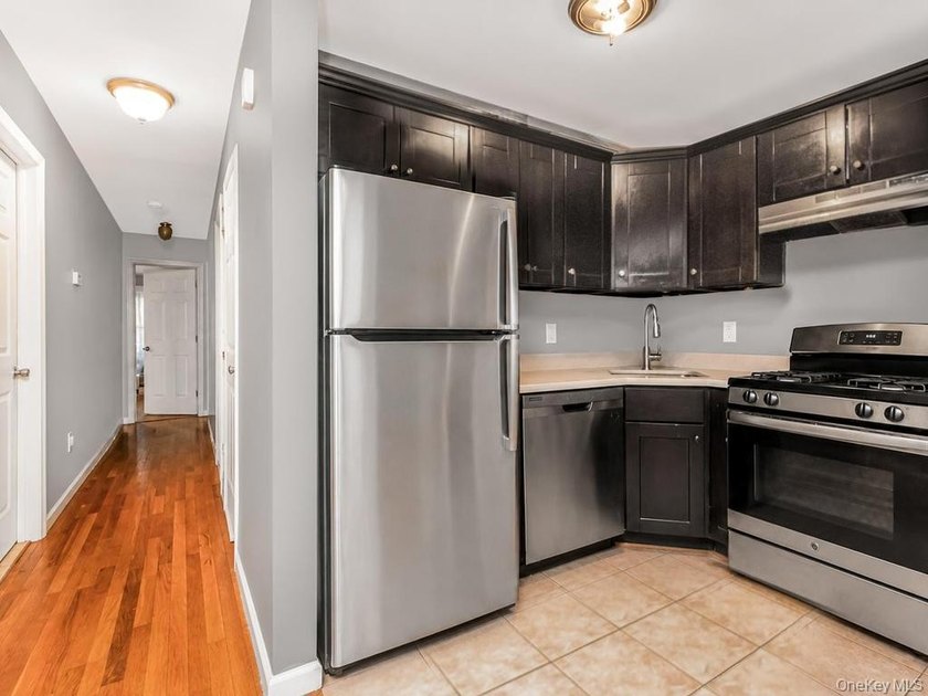 Discover the possibilities at 3939 Secor Avenue in the Bronx - photo 8