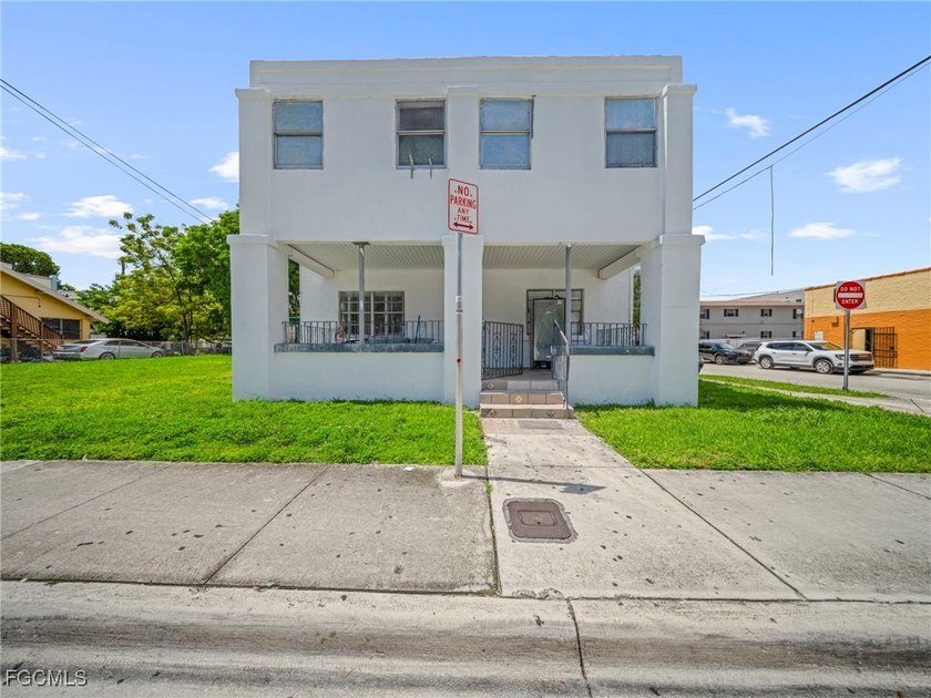 PRIME LITTLE HAVANA INVESTMENT: Fully Renovated 6-Unit - photo 4