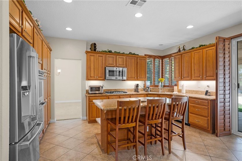 Amazing Lake &amp; Golf Course Views! Located on a quiet cul-de-sac - photo 16