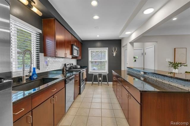 Beautifully renovated ranch located in the heart of Pleasant - photo 16