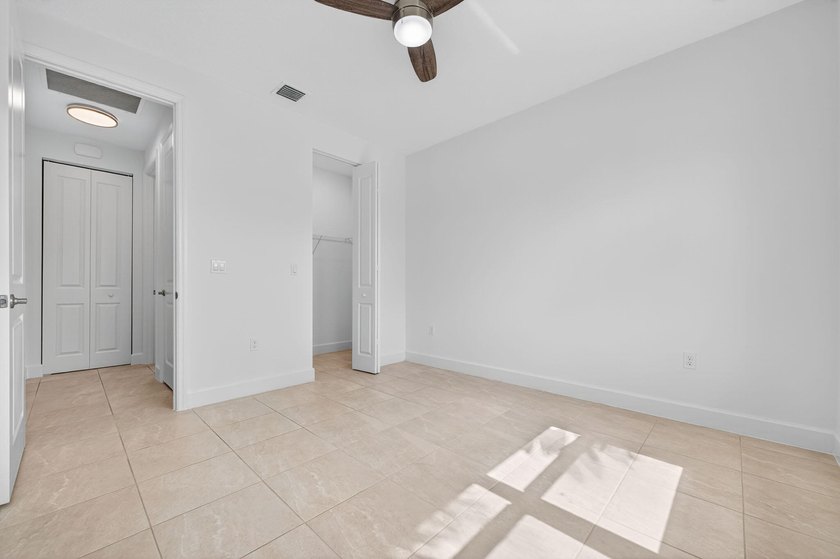 Live the resort lifestyle in **Valencia Grove at Riverland** - photo 19