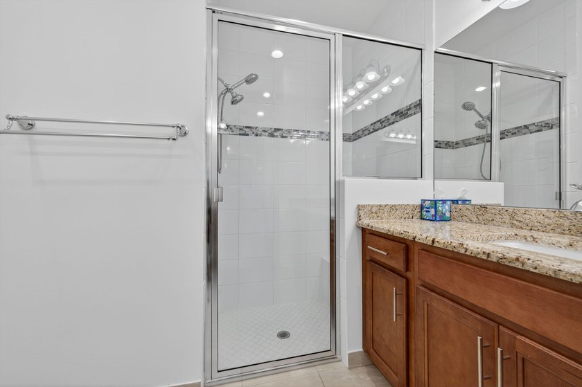 Live the resort lifestyle in **Valencia Grove at Riverland** - photo 26