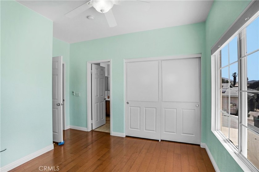 Amazing Lake &amp; Golf Course Views! Located on a quiet cul-de-sac - photo 33