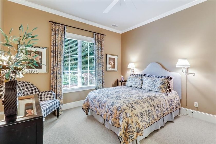 Step into perfection - size, style, and layout all come together - photo 37