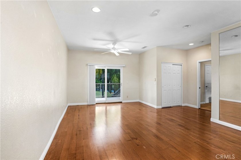Amazing Lake &amp; Golf Course Views! Located on a quiet cul-de-sac - photo 39
