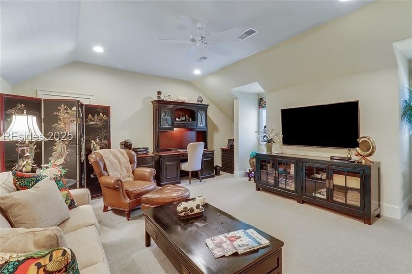 Step into perfection - size, style, and layout all come together - photo 41