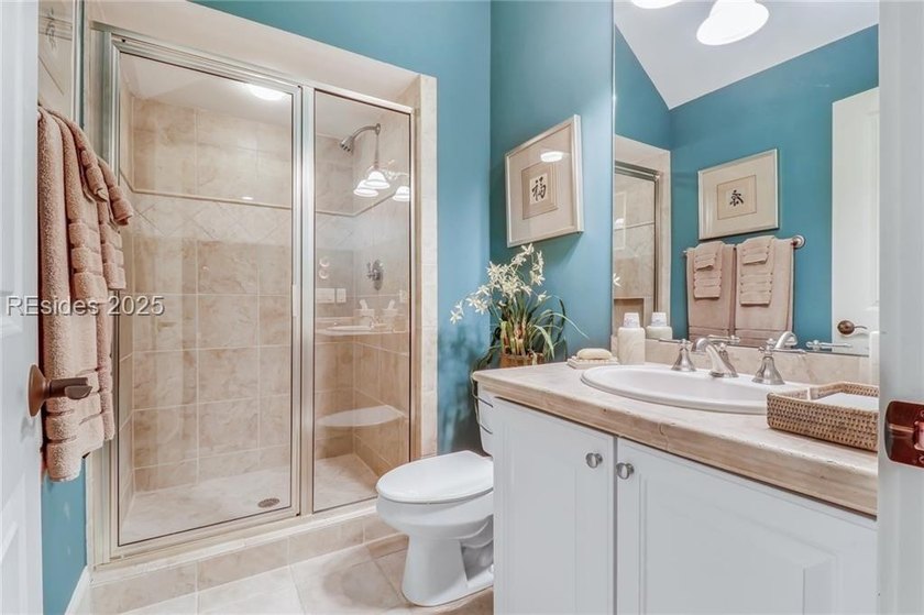 Step into perfection - size, style, and layout all come together - photo 42