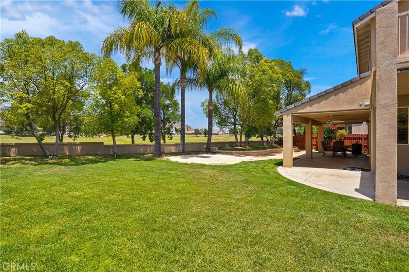 Amazing Lake &amp; Golf Course Views! Located on a quiet cul-de-sac - photo 50