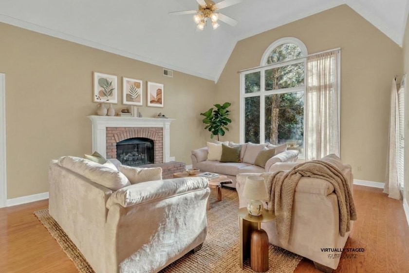 Golf Course lot in Desirable Neighborhood of Halle Plantation in - photo 10