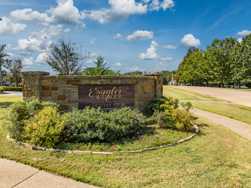 Lake Palestine Living in Prestigious Eagle's Bluff - photo 34