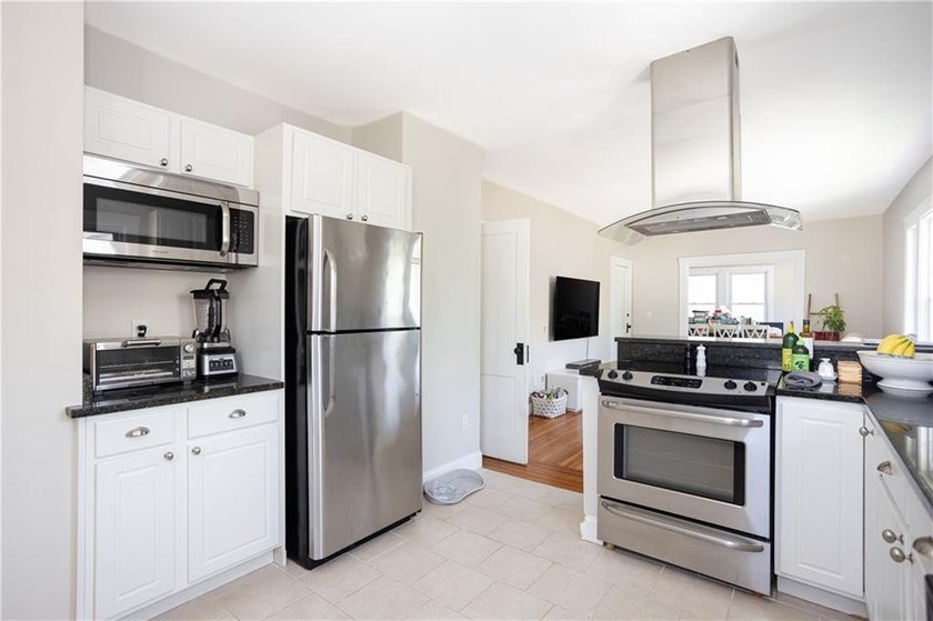 Exceptional North End two-family just minutes from downtown - photo 17