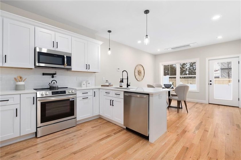 Greenwood Proper is proud to offer this new construction - photo 9