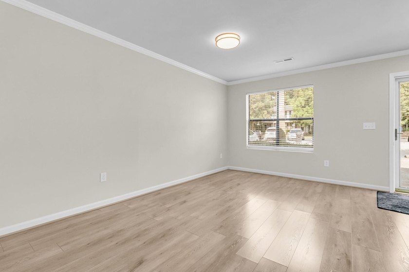 Welcome to this beautifully renovated 2-bedroom, 1.5-bath - photo 8