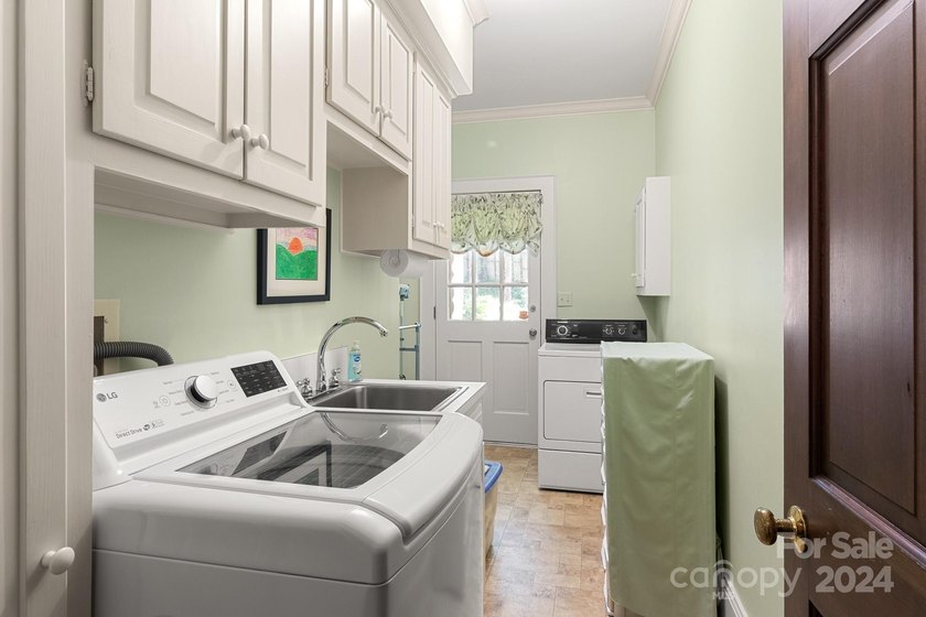 This beautifully maintained home on a lovely, private lot is - photo 27