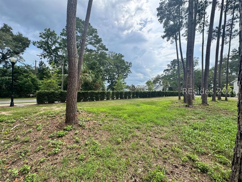 Discover your dream home site in the coveted Whitehall Point - photo 11