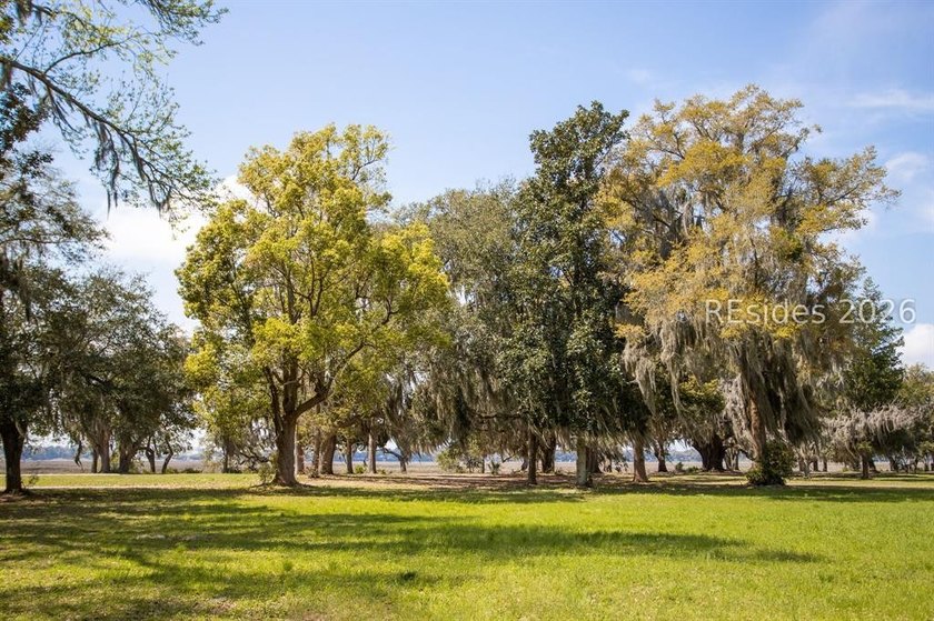 Discover your dream home site in the coveted Whitehall Point - photo 18