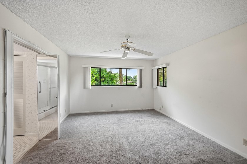 Spacious 2-bedroom, 2-bath corner unit located on the second - photo 10
