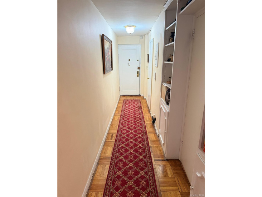 LOOKING FOR CASH OFFERS --- This fabulous 1 bedroom, 1 bathroom - photo 3