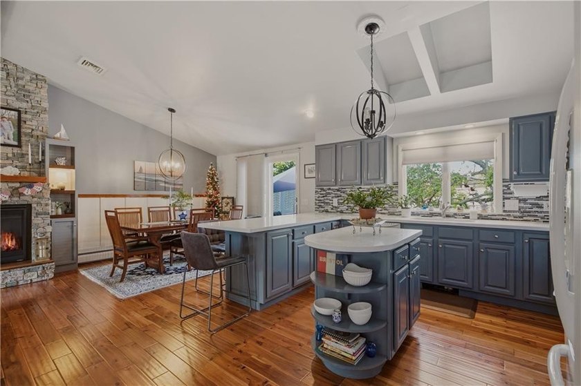 Immaculately maintained 3-bedroom, 2-bath home located at the - photo 2