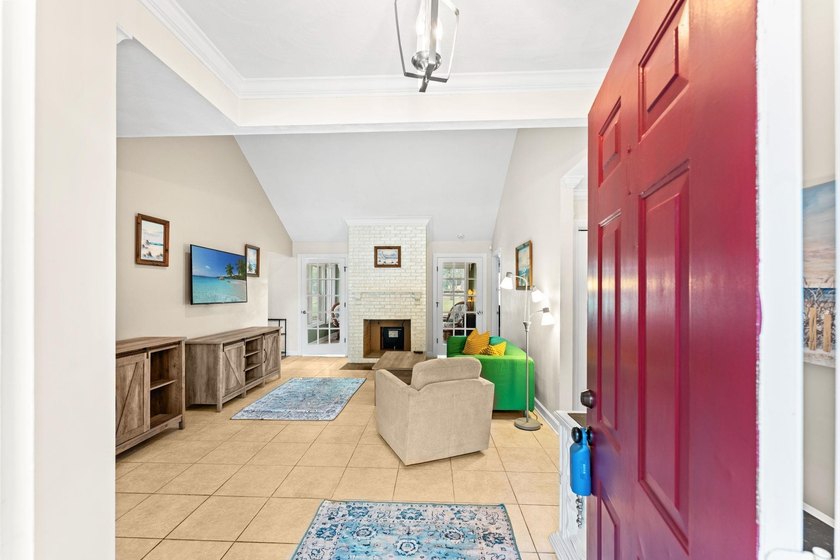Welcome home. Here is your opportunity to own a Lovely - photo 6