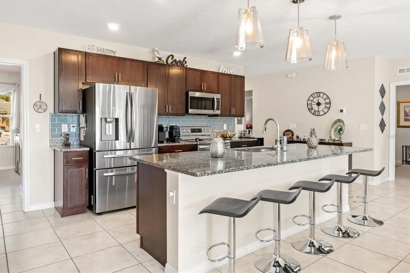 Welcome to 1 Frenora Lane, a well-positioned Palm Coast home - photo 9