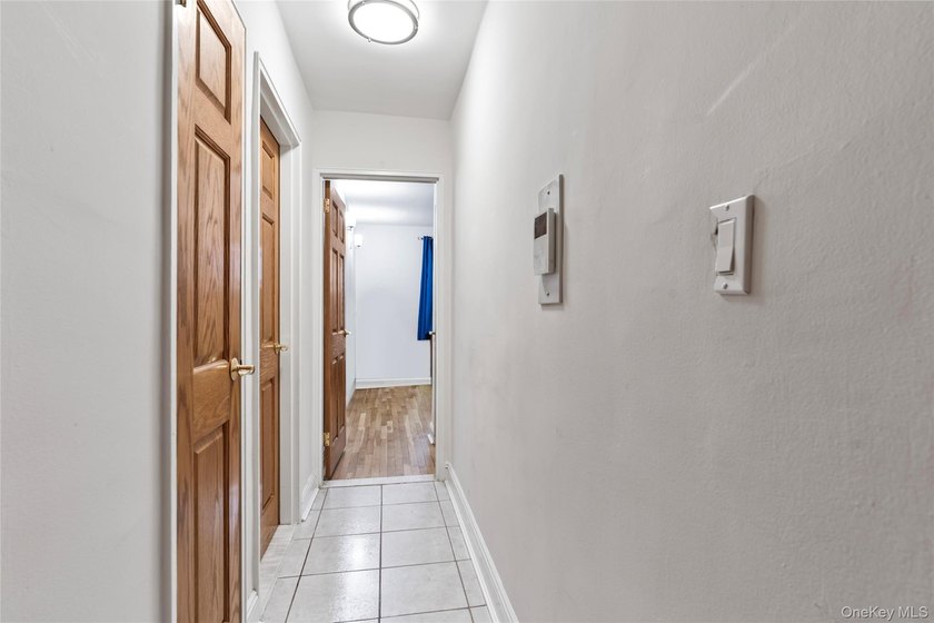 Spacious living in the city is possible! This fully updated - photo 10