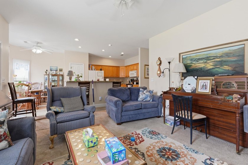 Welcome to Lawsons Landing, a highly desirable community where - photo 8