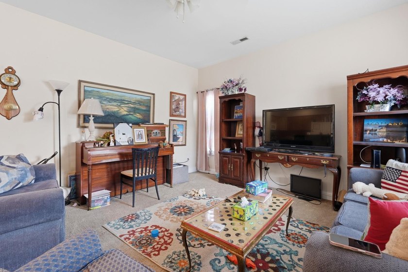 Welcome to Lawsons Landing, a highly desirable community where - photo 9