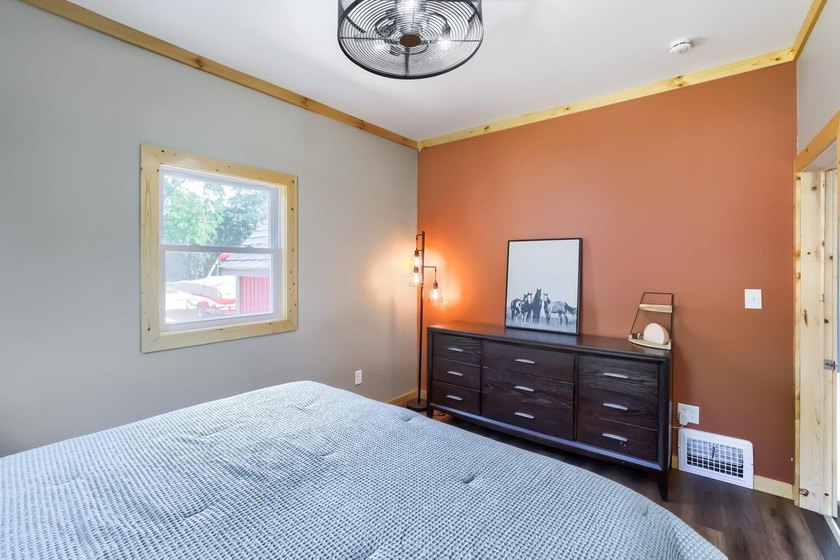 Nestled in one of Hastings' charming historic neighborhoods - photo 14
