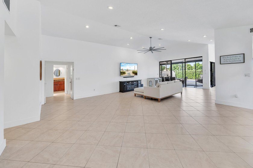 Welcome to 10255 Sunset Bend Drive, Boca Raton, FL 33428 -- - photo 3