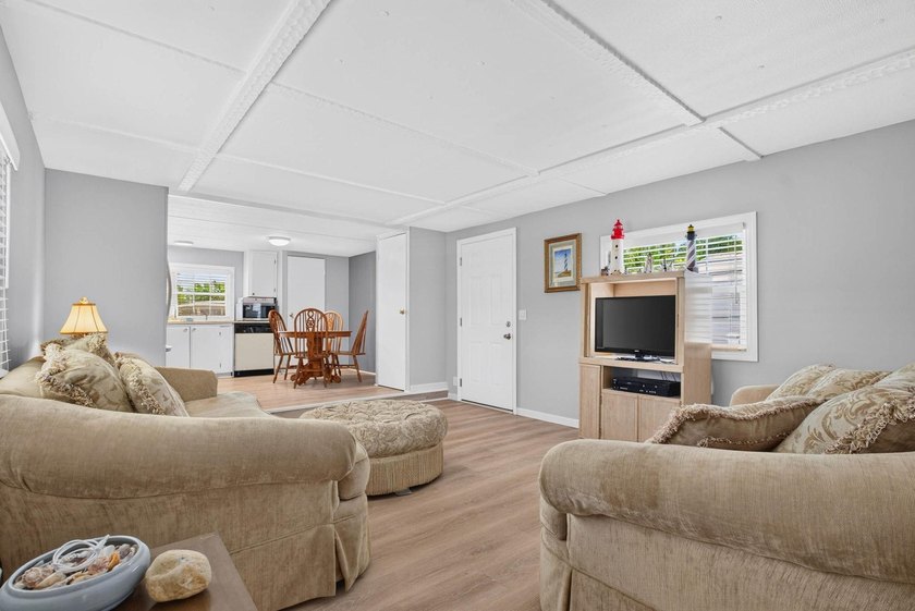 Welcome to easy beach living in the desirable Waterway View - photo 3