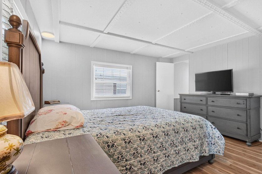 Welcome to easy beach living in the desirable Waterway View - photo 9