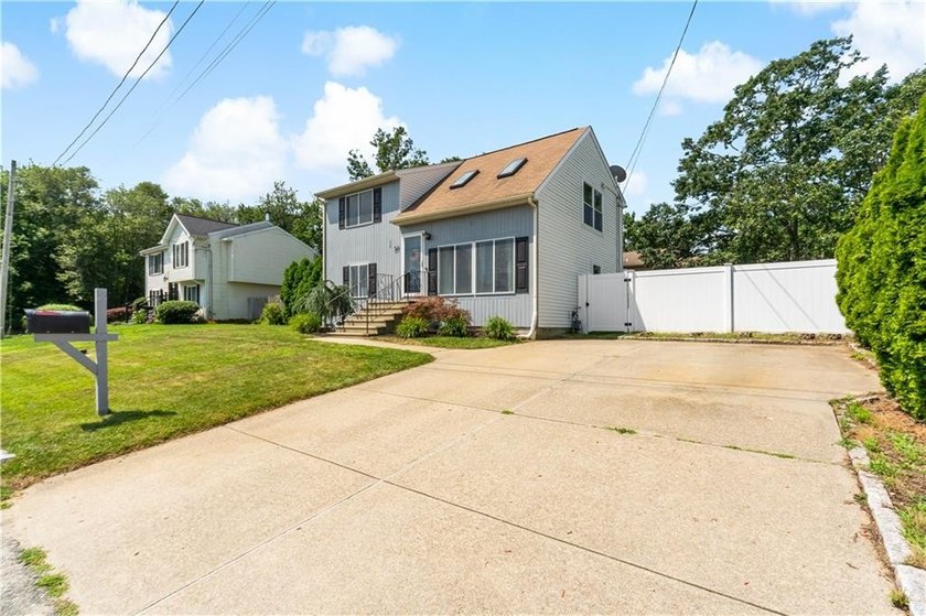 Stunning Updated Contemporary in Warwick Neck! Welcome to your - photo 2