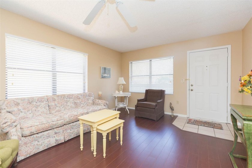 Just reduced to sell! Experience the heart of the Florida - photo 5