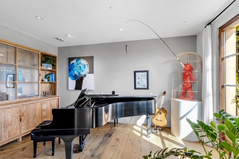 Welcome to 31512 Bluff Drive, Laguna Beach - an extraordinary - photo 10