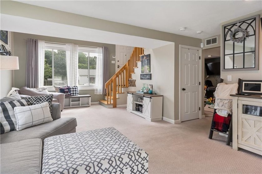 Stunning Updated Contemporary in Warwick Neck! Welcome to your - photo 10